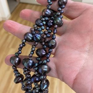 30” Lustrous Black Freshwater Pearl Necklace